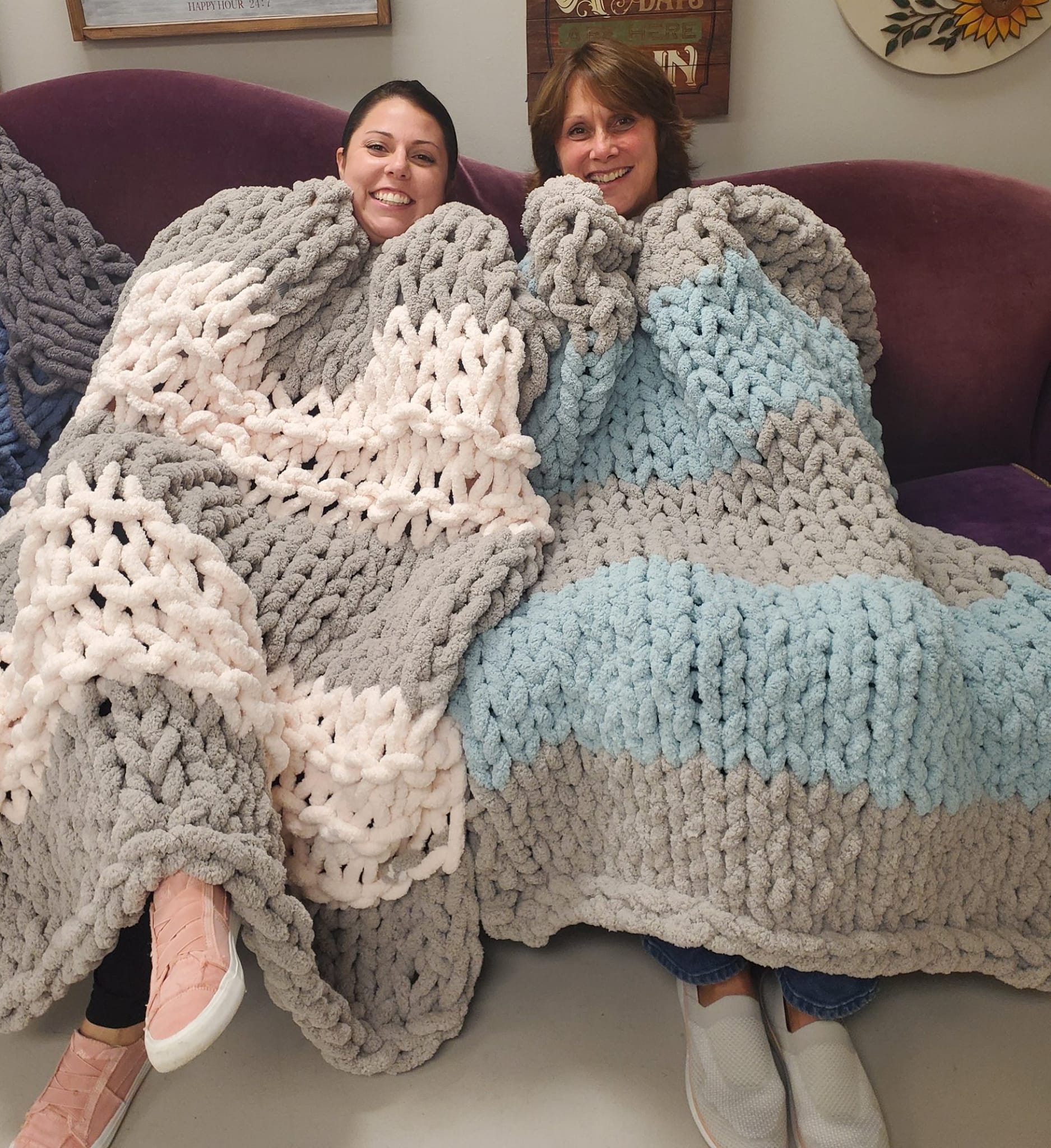 Cozy Knit Blanket Workshop - Image 11